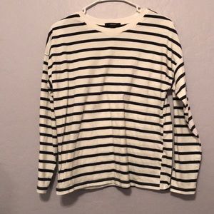 Stripped long sleeve shirt